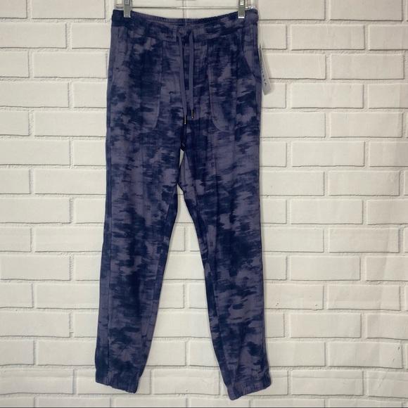 Athleta Farallon Printed Jogger size 6 - Picture 2 of 11